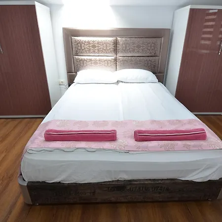 Apartment Barbeque House Brasov